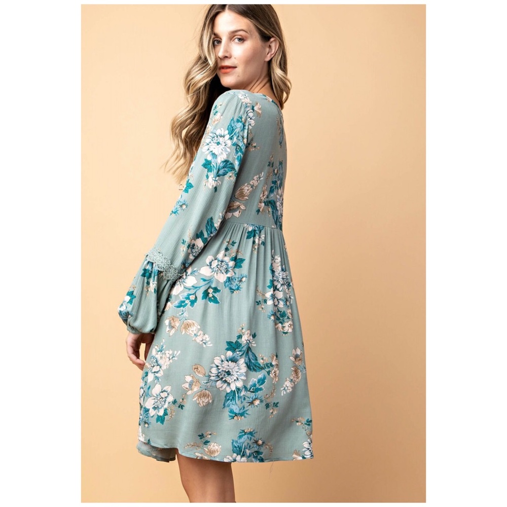 Kori ⚠️FINAL MARKDOWN BABY DOLL LACE TRIMMED DRESS - Picture 8 of 8